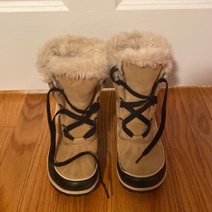 Furry warm boots!